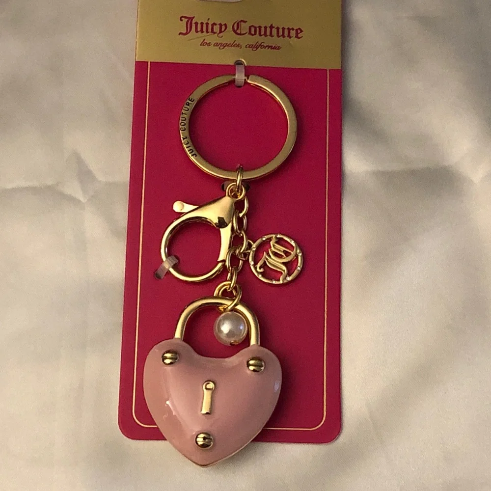 Juicy Couture Gold Tone & Pink Enamel Padlock Heart Keychain Bag Charm NWT